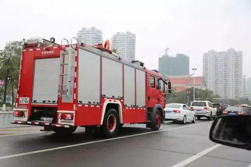 西安消防车爆料视频,紧急救援瞬间纪实 第3张 西安消防车爆料视频,紧急救援瞬间纪实 第3张